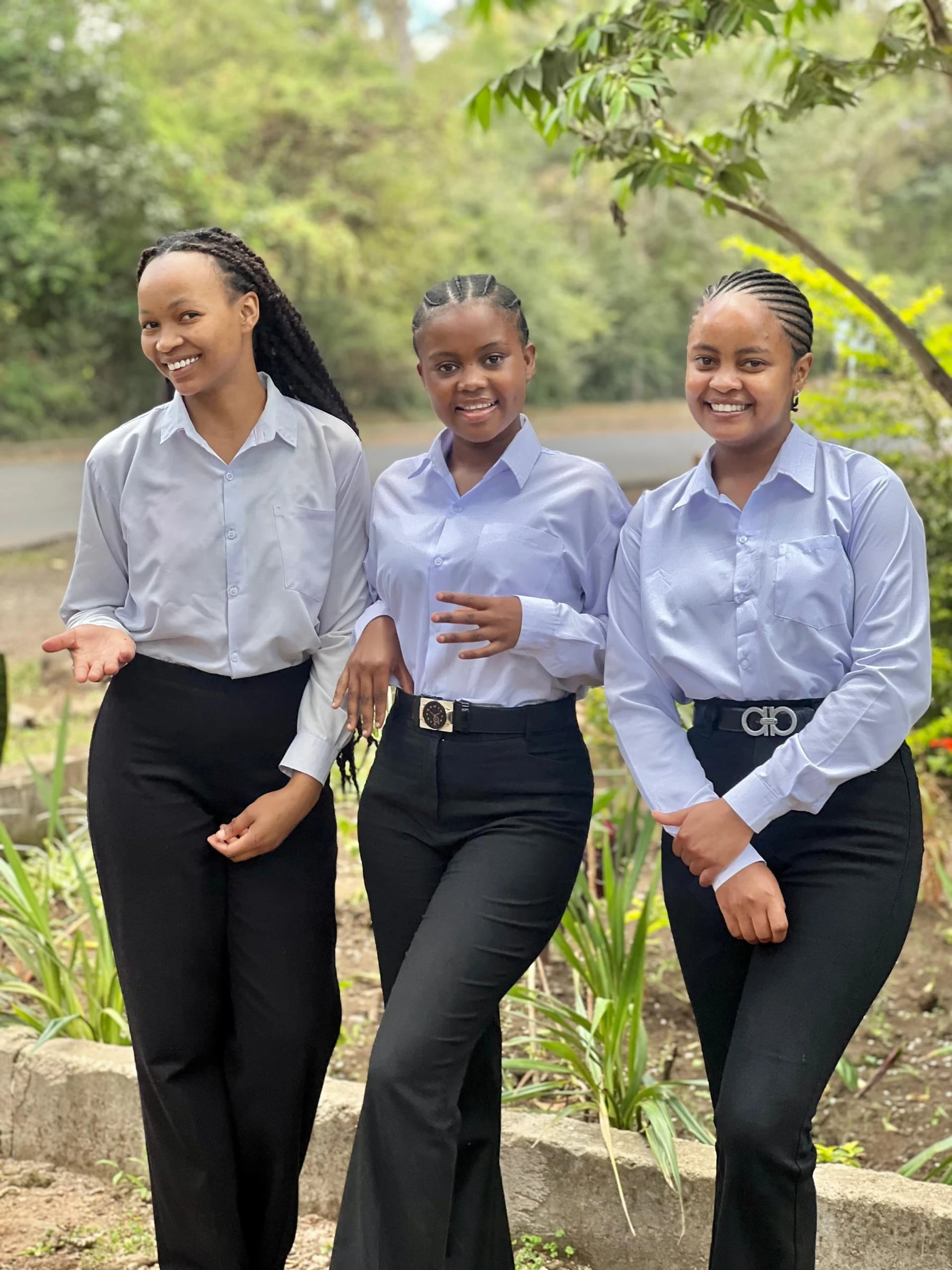 Three Keepsake students talking together outdoors